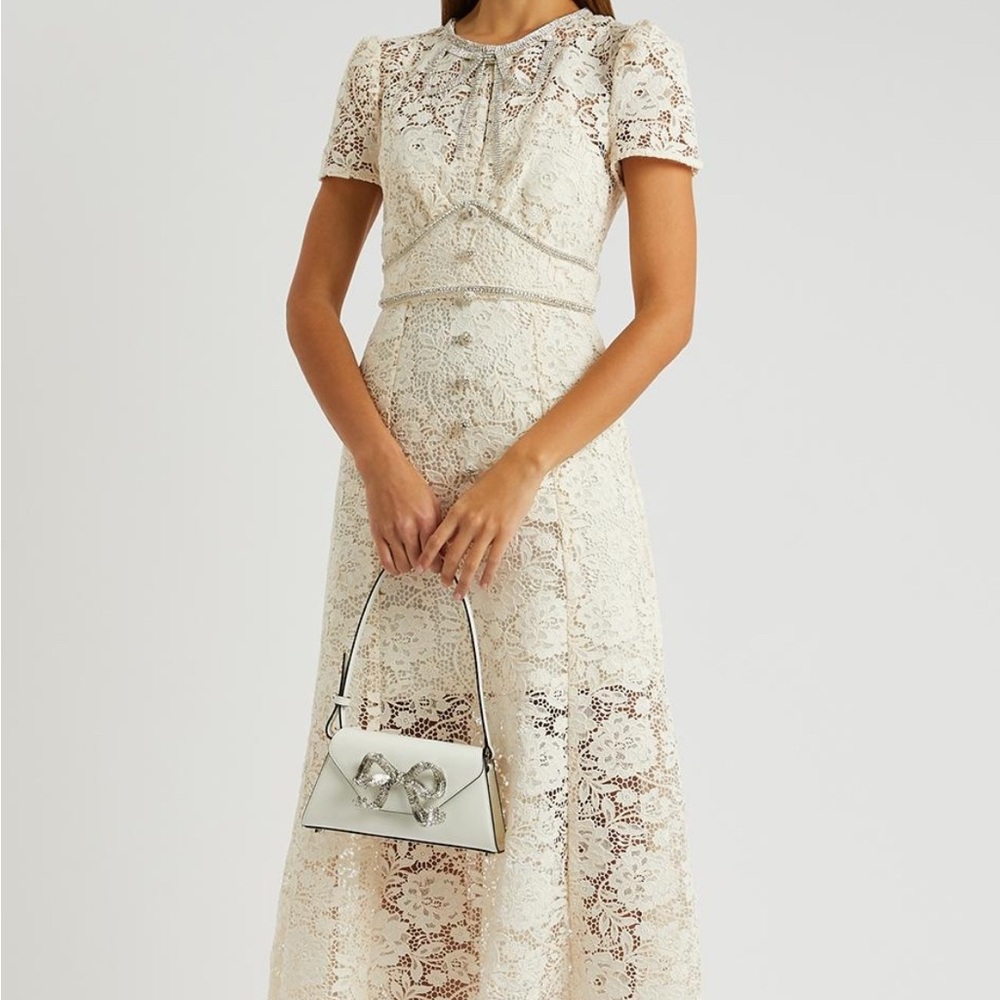 Elegant Lace Midi Dress